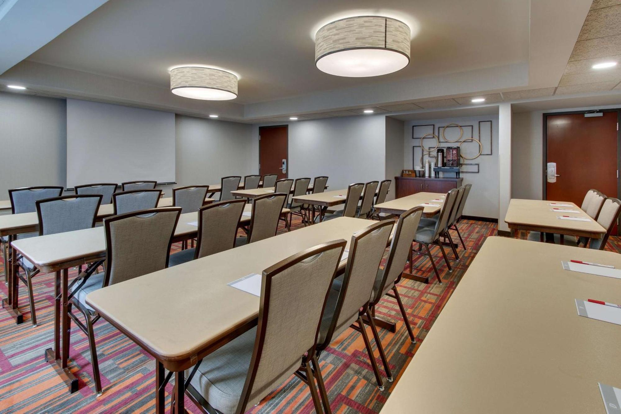 Pear Tree Inn St. Louis - Арнольд Екстер'єр фото