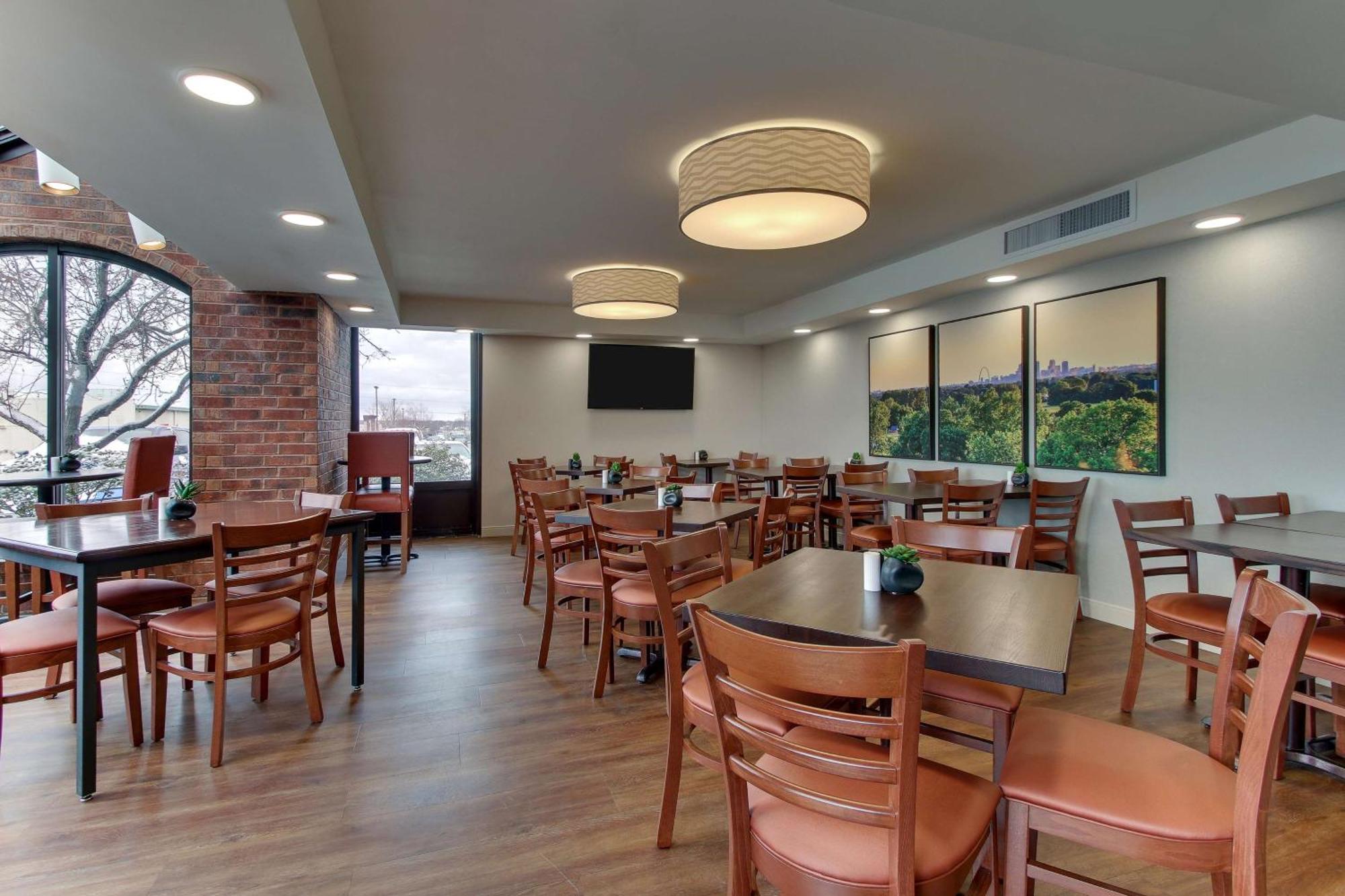 Pear Tree Inn St. Louis - Арнольд Екстер'єр фото