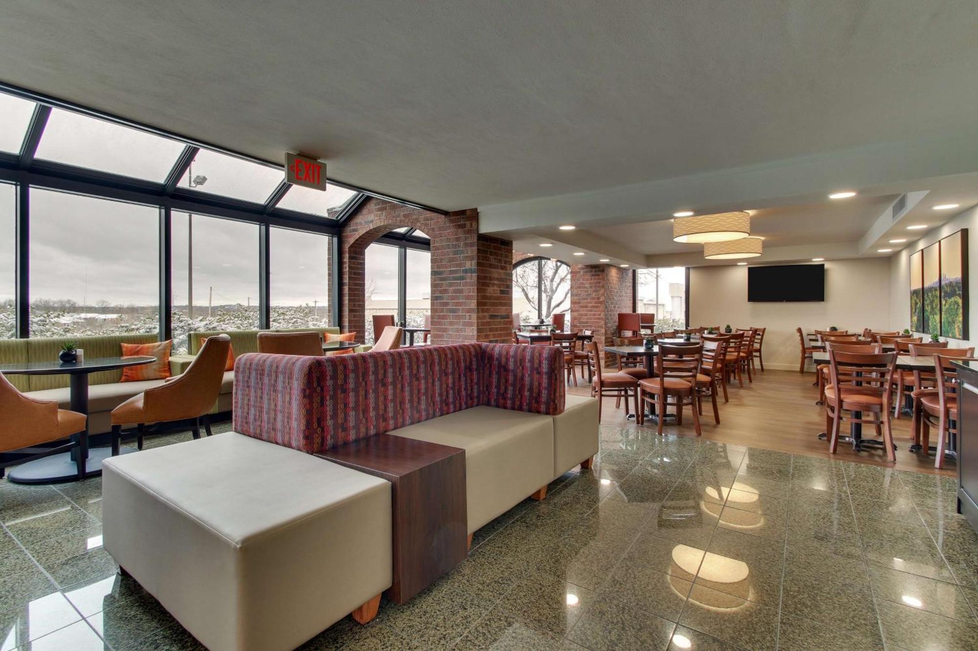 Pear Tree Inn St. Louis - Арнольд Екстер'єр фото
