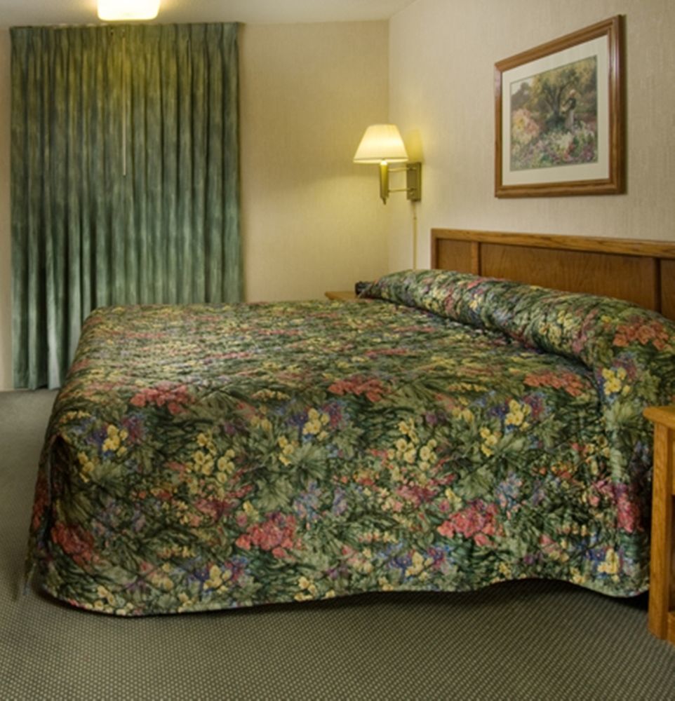 Pear Tree Inn St. Louis - Арнольд Екстер'єр фото
